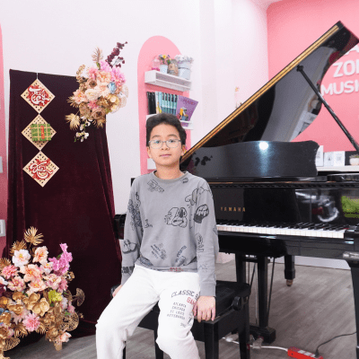 học viên khóa foundation chụp ảnh tại L.A.M Zone