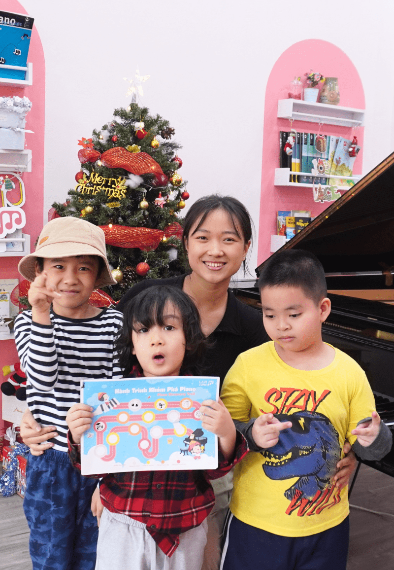 Lớp học piano nhóm nhỏ tại L.A.M Zone Hà Nội
